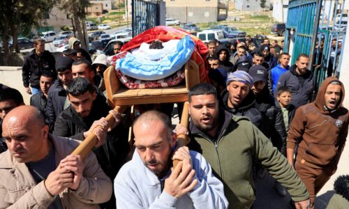 Izraelskí osadníci v tieni vojny s Iránom útočia na Palestínčanov, varujú aktivisti