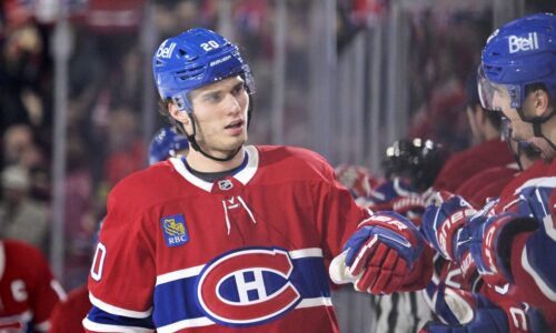 Skvelé hokejové divadlo a vyšachovaná obrana. pozrite si ďalší gól juraja slafkovského