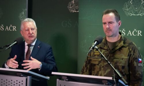 Rusko je agresor, trvá na svém Zůna. Řehka je složitá osobnost, zastal se ministr Černochové