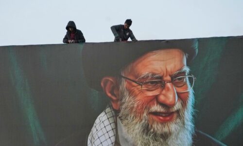 Iránskemu režimu podľa rozviedok USA zatiaľ nehrozí kolaps. Môže sa to však zmeniť, tvrdia zdroje pre Reuters