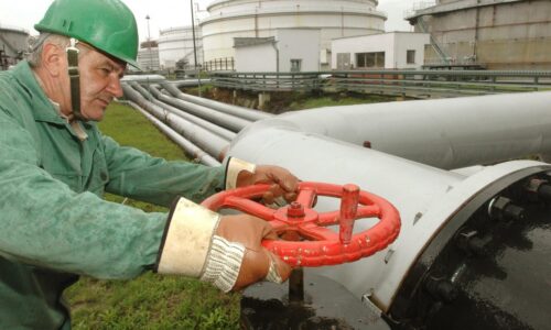 EÚ navrhla misiu na kontrolu ropovodu Družba, čaká na odpoveď Ukrajiny