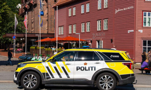 Policejní manévry u synagogy v Norsku: Jeden podezřelý zadržen, další uniká