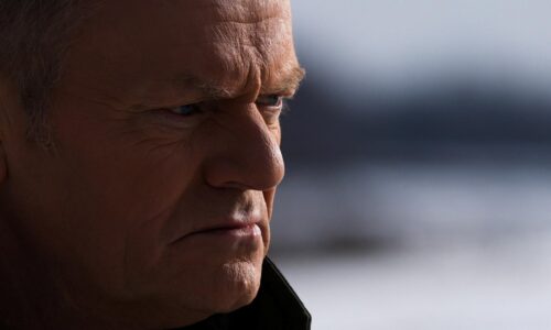 Poľsko program SAFE využije napriek vetu prezidenta. Je to zrada národných záujmov, obvinil Tusk Nawrockého