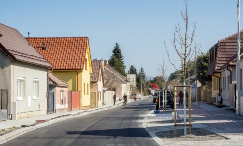 Na Rakárenskej sa už finišuje