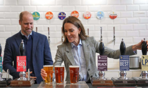 William s Kate čepovali v Londýně pivo a krájeli sýr. Popsali svůj vztah k alkoholu