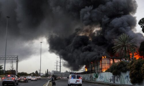 Trhy za dva týždne zažili peklo. Vojna proti Iránu má štyroch hlavných víťazov aj porazených (prehľad HN)