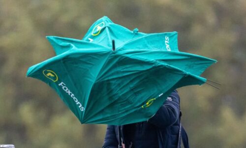 VÝSTRAHA: V Česku udeří vichřice o síle až 90 km/h. Nebezpečí platí pro sedm krajů