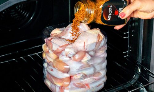 Just one ingredient and you get better chicken thighs than at KFC!