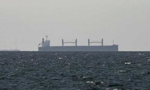 Irán povolil indickým lodiam preplávať cez Hormuzský prieliv