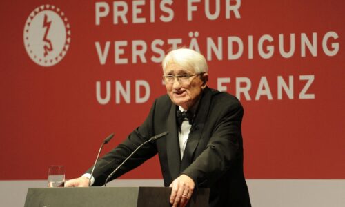Vo veku 96 rokov zomrel nemecký filozof a sociológ Jürgen Habermas