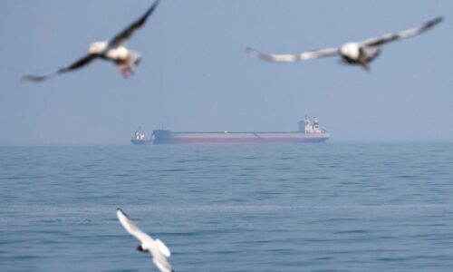 Ukrajinská tajná služba hlási poškodenie dvoch ruských lodí v čiernomorskom prístave