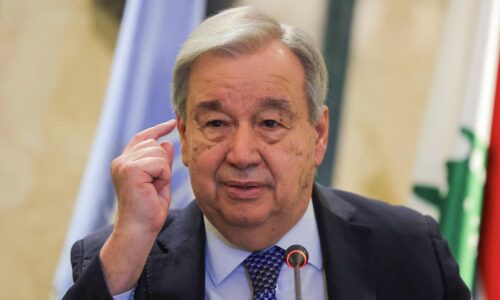 Vojnu v Libanone môže zastaviť len diplomacia, vyhlásil šéf OSN Guterres v Bejrúte