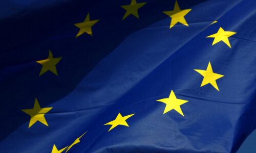 EÚ vyradila zo sankčného zoznamu dve osoby. Usmanov a Fridman, ktorých malo pretláčať Slovensko, ostávajú