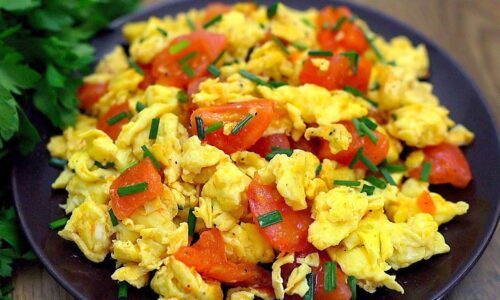 Eier und Tomaten! Einfaches und leckeres Frühstück!