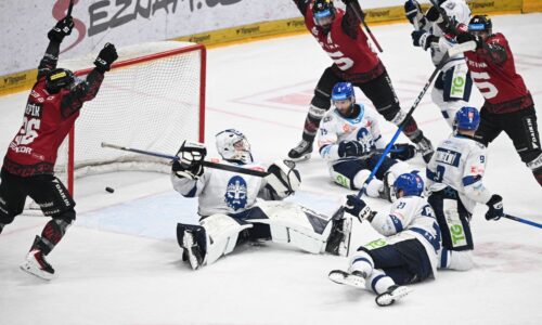 Šok v Česku sa napokon nekonal. Sparta Praha si v napínavej sérii vybojovala postup do štvrťfinále