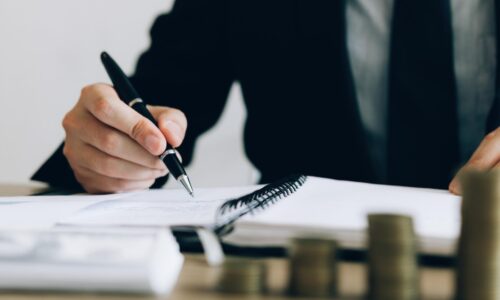 Dôchodcovia, zamestnanci i dohodári, zvládnite daňové priznanie bez chýb aj bez účtovníka