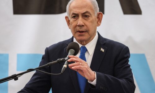 Netanyahu posts coffee shop video to debunk death rumors