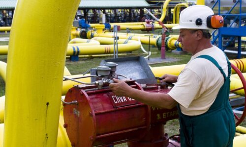 Nemecko by mohlo čeliť problémom pri plnení zásobníkov plynu, uviedol nemecký zväz