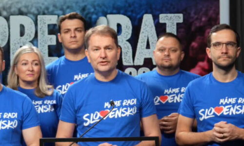 Opozičné hnutie Slovensko chce zaviesť elektronické hlasovanie po vzore Estónska, názory sympatizantov zisťuje v ankete „Prevrat 2027″ – VIDEO