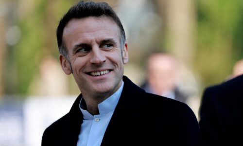 Macron vylúčil účasť Francúzska na odblokovaní Hormuzského prielivu