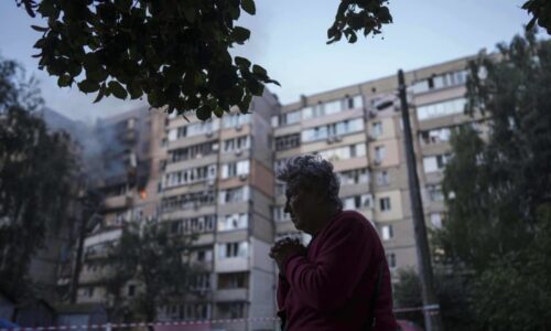 Ukrajinky se bojí vlastních manželů. Agrese vojáků z fronty se přelévá do rodin