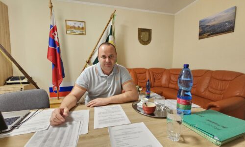 Čierne stavby? Vlastníci mohli byť uvedení do omylu, myslí si starosta Vojky nad Dunajom. Prípad je na súde