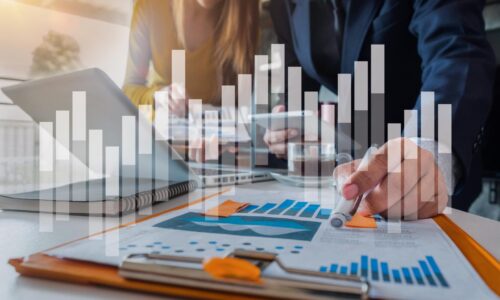 Slováci po kupónovej privatizácii investujú menej ako susedia v Česku