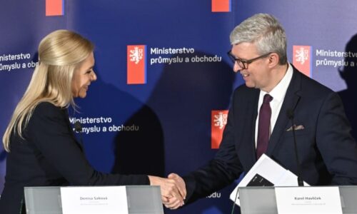 Pomůžeme Slovensku s ropou. Česko je připraveno zahájit investice, uvedl Havlíček