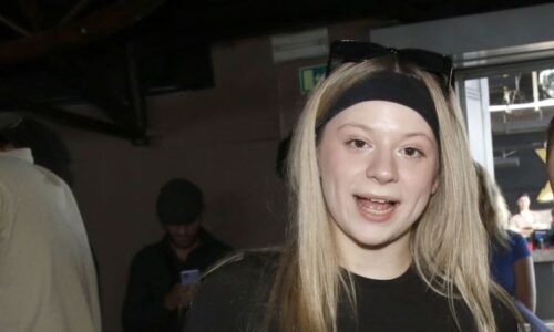 Pořád si říkám, že ještě zavolá. Kompletní rozhovor s maminkou Míny, která zahynula v Thajsku