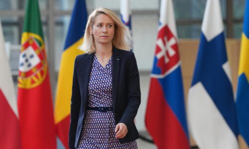Bezpečná plavba Hormuzským prielivom je pre Európu prioritou, oznámila Arakčímu Kallasová