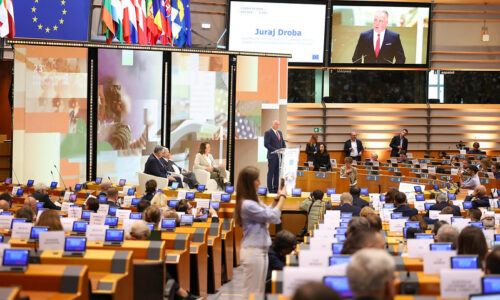 Regióny musia byť plnohodnotnými partnermi v budúcom rozpočte EÚ. Tak znel jasný odkaz predsedu BSK v Európskom parlamente