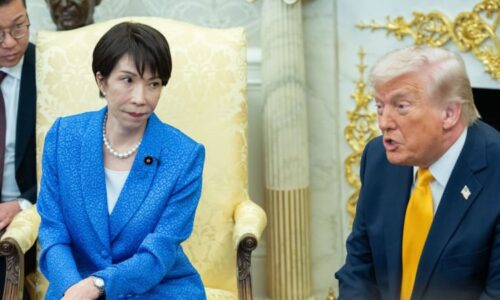 Šokující moment v Bílém domě: Trump před japonskou premiérkou vtipkoval o Pearl Harboru