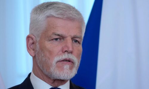 Český prezident Pavel podpísal rozpočet na tento rok, predtým kritizoval nízke výdavky na obranu