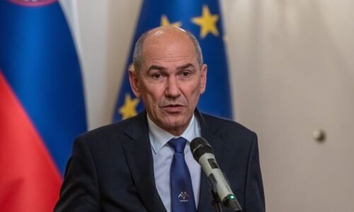 Pokus o ovlivnění nedělních voleb ve Slovinsku? Tajná služba ukázala na firmu z Izraele