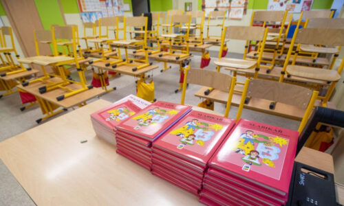 Experti: Stát nedbá na kvalitu učebnic pro děti. Hrozí kvůli jejich obsahu politické střety?