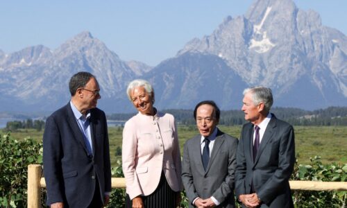 ANALÝZA: Ropný šok zalarmoval Fed aj ECB. Centrálne banky sú v pozore