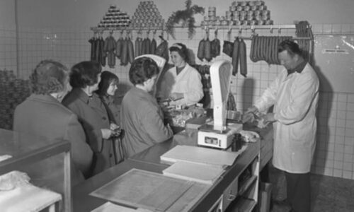 Vepřová kýta stojí 69 korun, za Husáka to bylo 60. Vracíme se do komunismu?