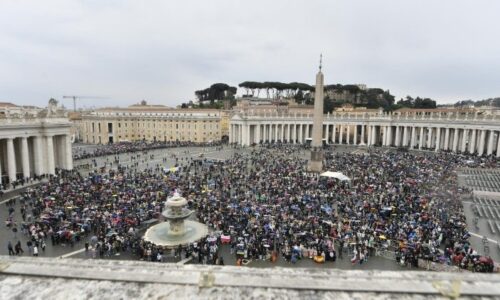 Pápež Lev XIV. vyzval k modlitbe za mier na Blízkom východe