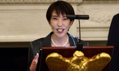 Tokio nateraz neplánuje vyzvať Irán, aby umožnil preplav japonským tankerom cez Hormuzský prieliv