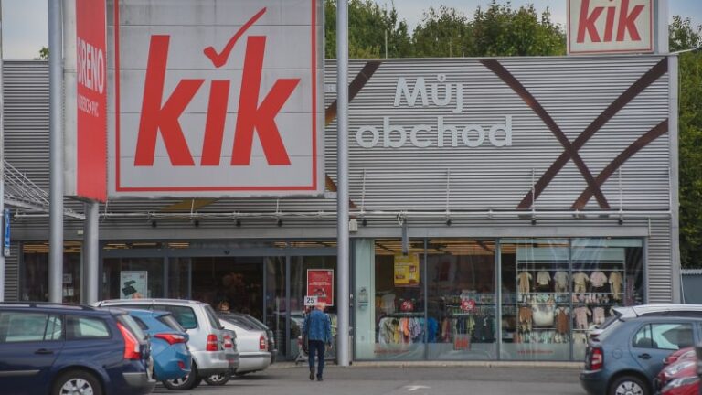 V česku oblíbený řetězec zavírá stovky svých prodejen. ředitel řekl důvod, přiznal chybu