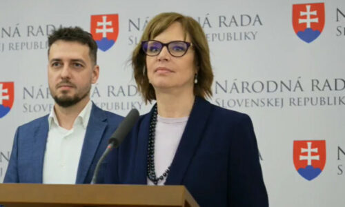 Prokuratúra začala trestné stíhanie po zadržaní Šúreka, Remišová upozorňuje na pochybenia – VIDEO