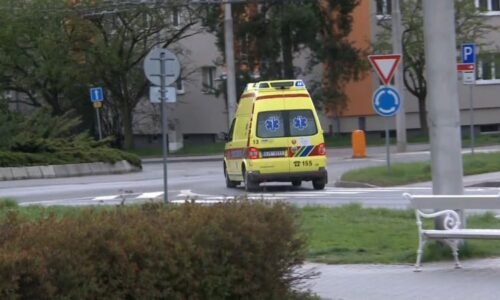 Otrava šesti dětí v Havířově: Skončily na JIP. Spolužák jim hodil prášky do pití, tvrdí rodiče