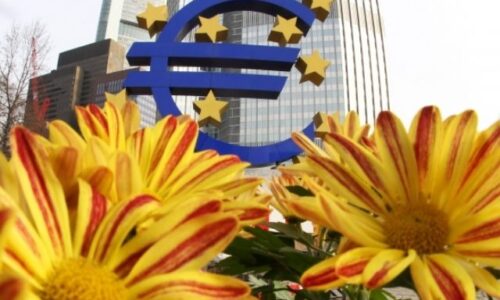 Eurozóna spomaľuje, vojna na Blízkom východe už zasahuje ekonomiku