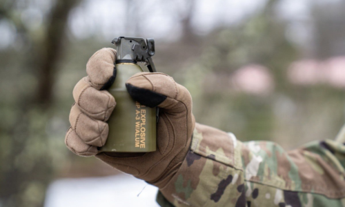 Americká armáda nasadzuje nový útočný granát M111