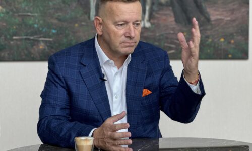 Je smutné, že SaS vyradila Sulíka z kandidátky, vraví Kollár. Referendum Demokratov podporuje