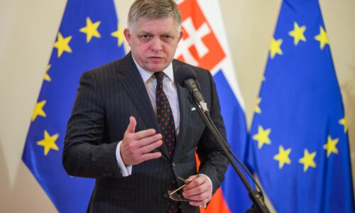 Fico navštívi Rumunsko, stretne sa s prezidentom aj rumunskými Slovákmi