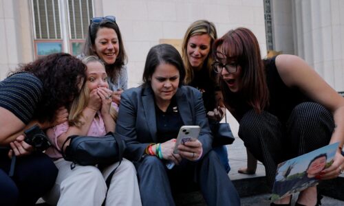 Instagram a YouTube boli navrhnuté tak, aby spôsobovali závislosť u detí, rozhodla porota