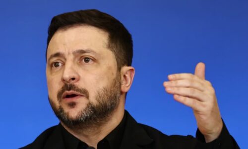 Zelenskyj: USA nám nabízejí garance výměnou za stažení z Donbasu