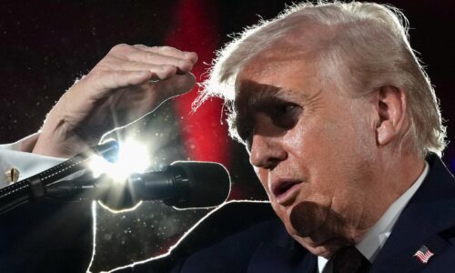 Trump trvá na tom, že USA vyjednávajú s Iránom. Boja sa, že ich zabijú ich vlastní, tvrdí šéf Bieleho domu