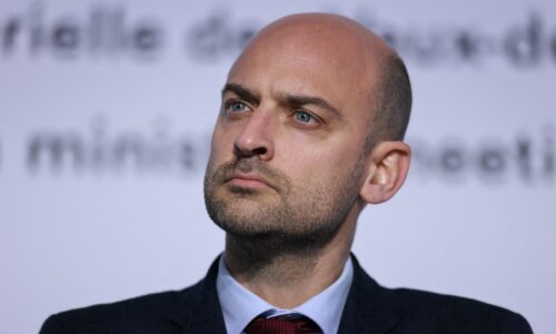 Oprava ochranného štítu elektrárne v Černobyle bude stáť 500 miliónov eur, tvrdí francúzsky minister